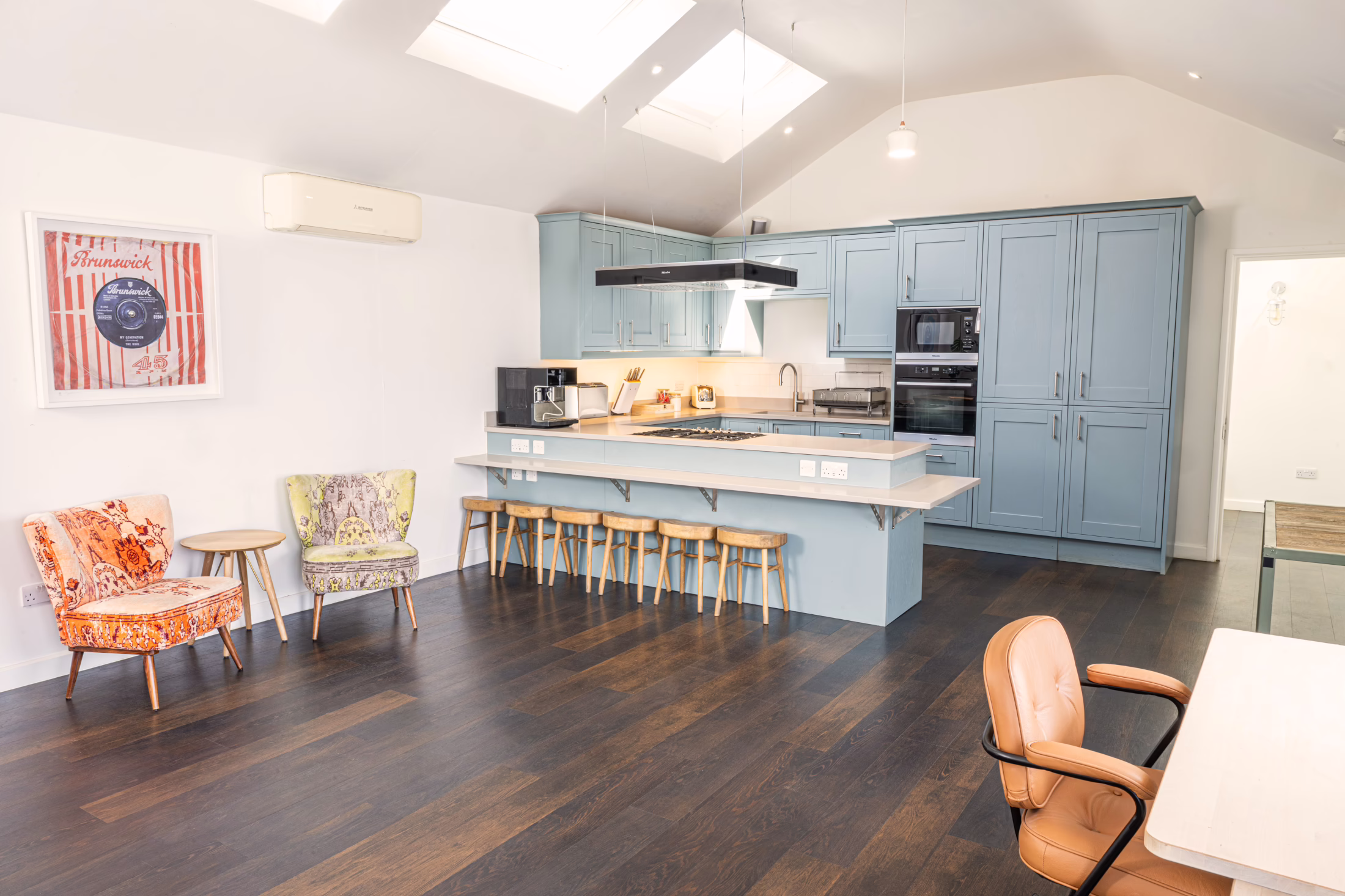 Professional kitchen studio for food photography, filming and cook-ups